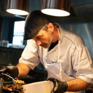 chef-restaurant-brasserie-villeneuve-loubet (1) chef-restaurant-brasserie-villeneuve-loubet (1)